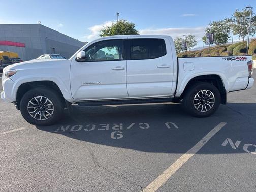 Ice Cap 2023 Toyota Tacoma TRD Sport