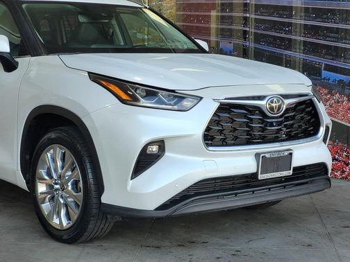 2023 Toyota Highlander Limited