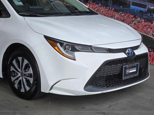 2022 Toyota Corolla Hybrid LE