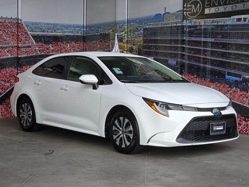 2022 Toyota Corolla Hybrid LE