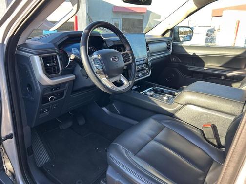 2023 Ford Expedition Max XLT