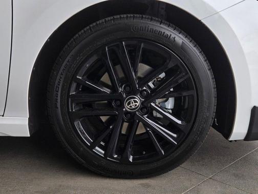 Ice Cap 2026 Toyota Camry SE