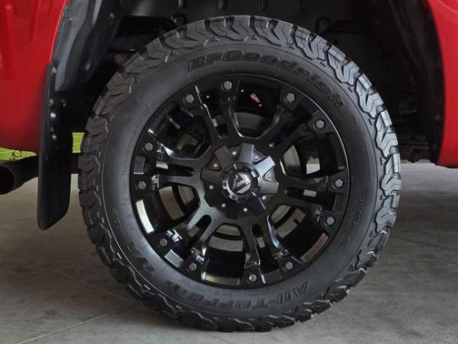 2020 Toyota Tundra SR5