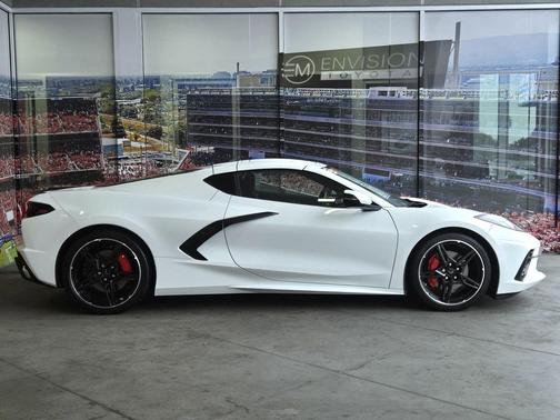 2022 Chevrolet Corvette Stingray w/1LT
