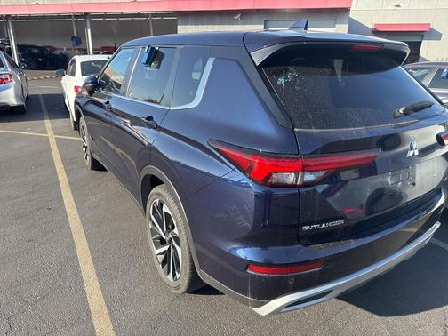 2024 Mitsubishi Outlander SE Black Edition S-AWC