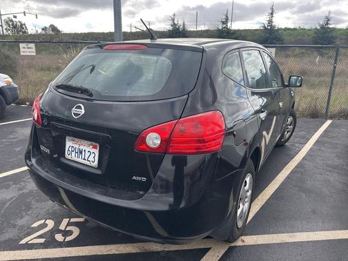 2010 Nissan Rogue S