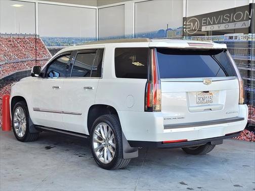 Crystal White Tricoat 2017 Cadillac Escalade Premium Luxury