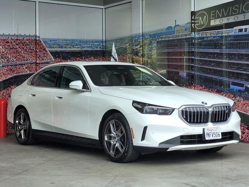 2024 BMW i5 eDrive40