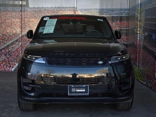 2025 Land Rover Range Rover Sport SE