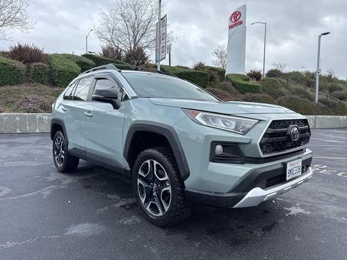 2019 Toyota RAV4 Adventure