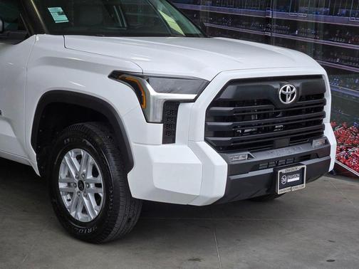 Ice Cap 2024 Toyota Tundra SR5