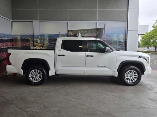 Ice Cap 2024 Toyota Tundra SR5
