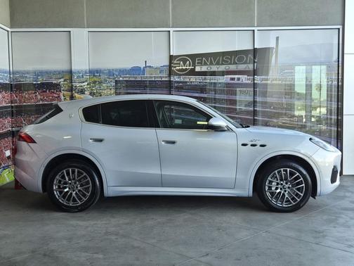 2024 Maserati Grecale GT