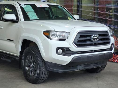 2023 Toyota Tacoma SR5