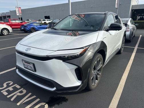 2023 Toyota bZ4X Limited