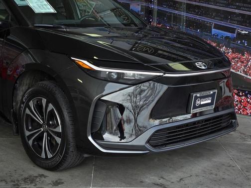 2024 Toyota bZ4X XLE