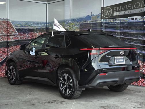 2024 Toyota bZ4X XLE