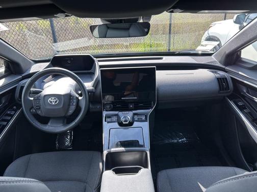 2024 Toyota bZ4X XLE