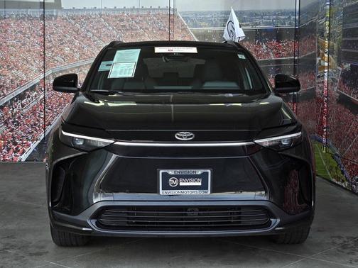 2024 Toyota bZ4X XLE