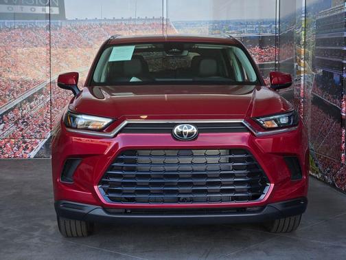 Ruby Flare Pearl 2026 Toyota Grand Highlander Hybrid XLE