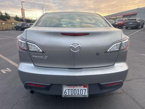 Liquid Silver Metallic 2011 Mazda Mazda3 s Sport