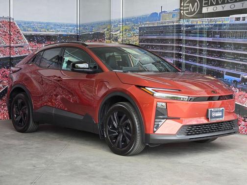 Tandoori 2026 Toyota C-HR SE