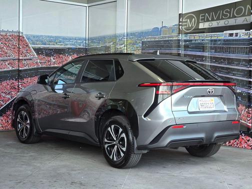 2024 Toyota bZ4X XLE
