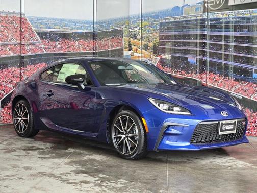 Trueno Blue 2026 Toyota GR86 Base