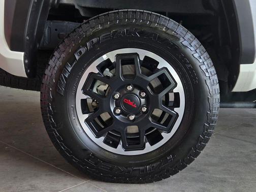 Ice Cap 2025 Toyota Tacoma Hybrid TRD Off Road