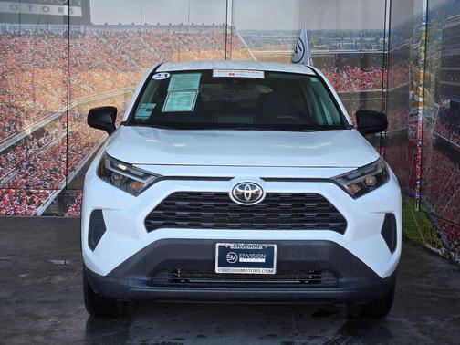 2023 Toyota RAV4 LE