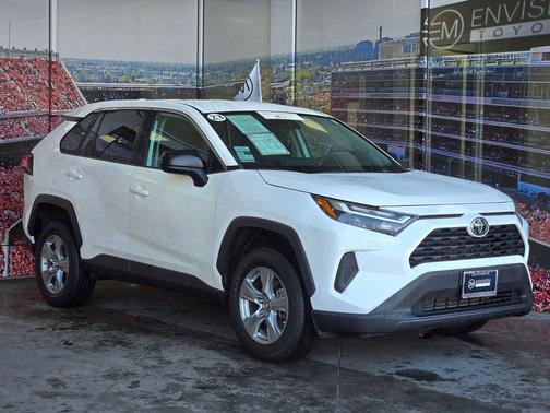 2023 Toyota RAV4 LE