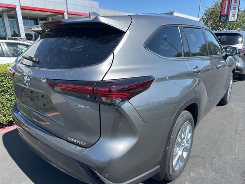 Heavy Metal 2026 Toyota Highlander Hybrid Limited