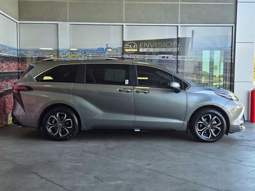 Heavy Metal 2026 Toyota Sienna Platinum