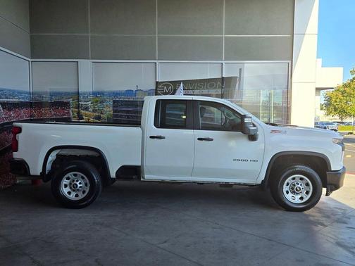 Summit White 2022 Chevrolet Silverado 2500 WT