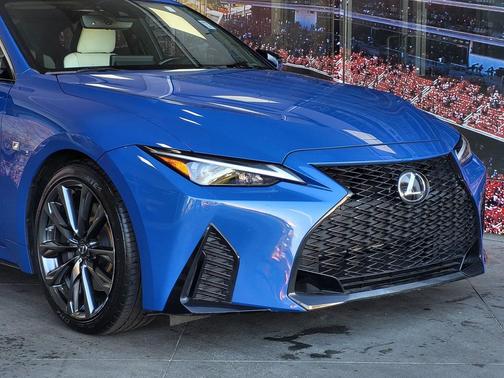 2022 Lexus IS 350 Base