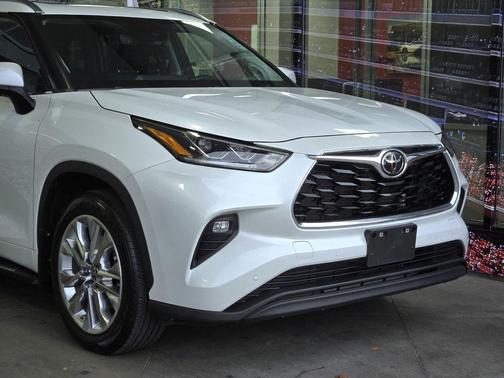 2023 Toyota Highlander Limited