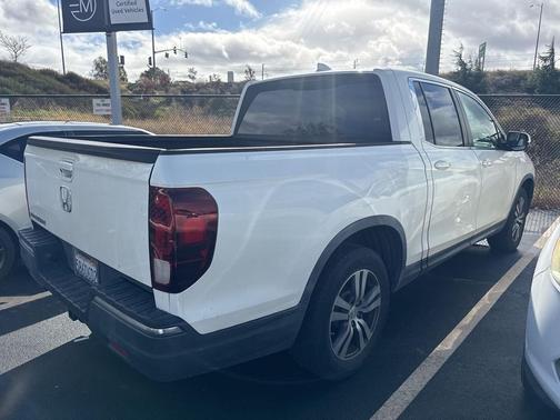 2017 Honda Ridgeline RTS