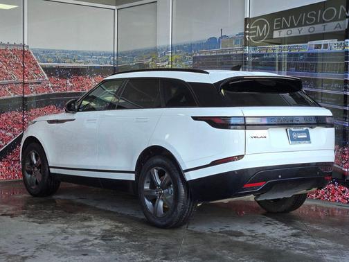 2025 Land Rover Range Rover Velar P250 SE R-Dynamic