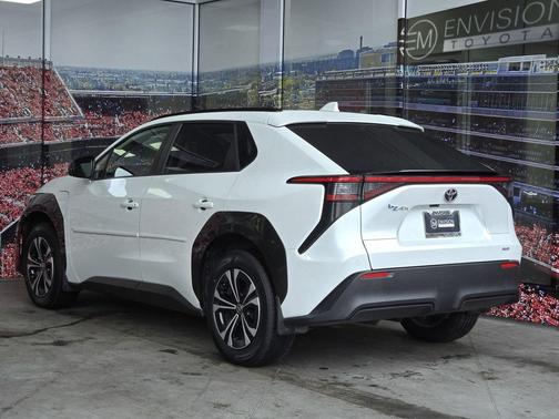 2023 Toyota bZ4X XLE