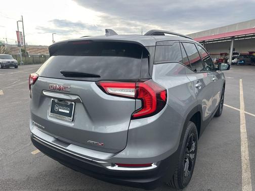 2023 GMC Terrain AWD AT4