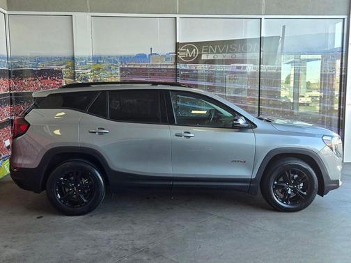 2023 GMC Terrain AWD AT4