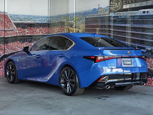 2022 Lexus IS 350 Base