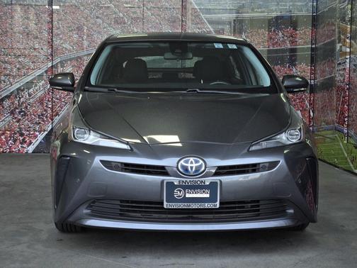 2021 Toyota Prius LE