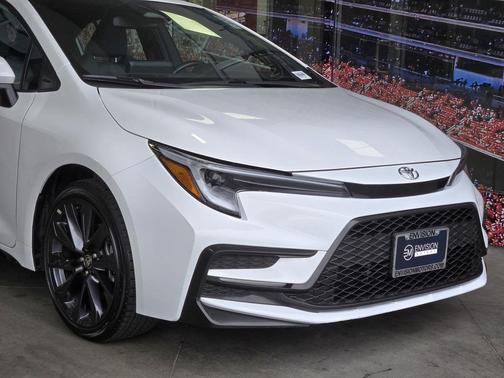 2025 Toyota Corolla SE