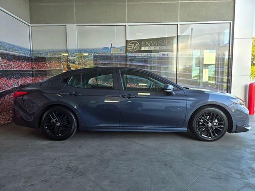 Dark Cosmos 2026 Toyota Camry SE