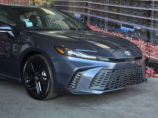 Dark Cosmos 2026 Toyota Camry SE