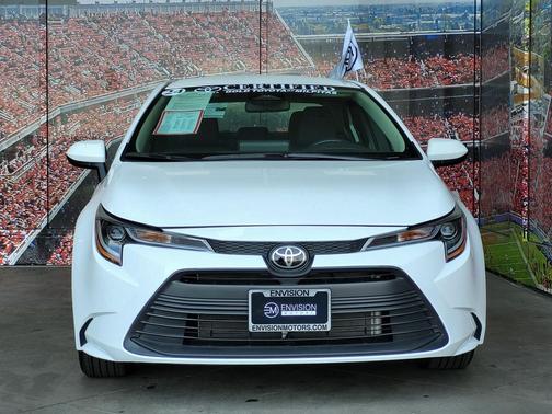 Ice Cap 2024 Toyota Corolla LE