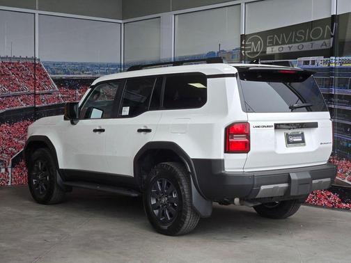 Ice Cap 2026 Toyota Land Cruiser Base