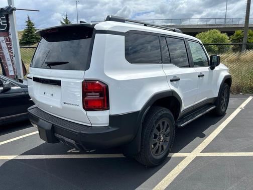 Ice Cap 2026 Toyota Land Cruiser Base