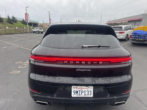 2024 Porsche Cayenne Cayenne